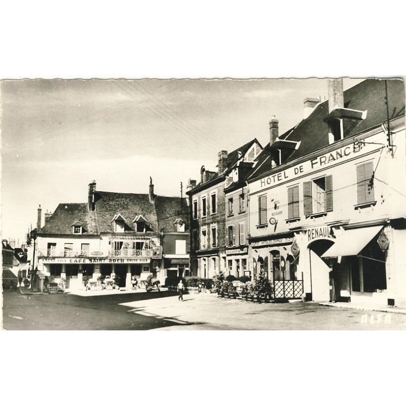 cp28-bonneval-la-place-du-marche