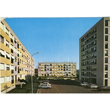 cp93-gagny-allee-de-l-horloge-ensemble-de-la-ste-anonyme-d-hlm-la-sabliere