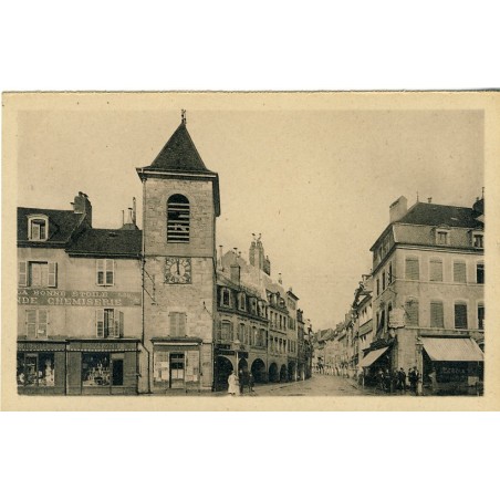 cp39-lons-le-saunier-tour-de-l-horloge-et-rue-des-arcades