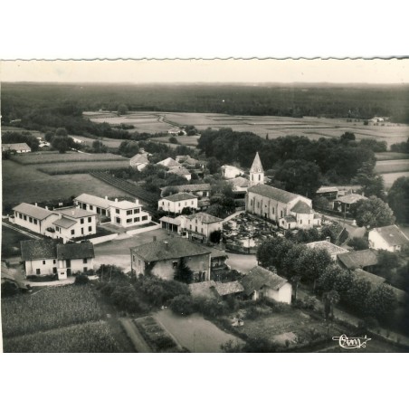 cp40-saubrigues-vue-generale-aerienne