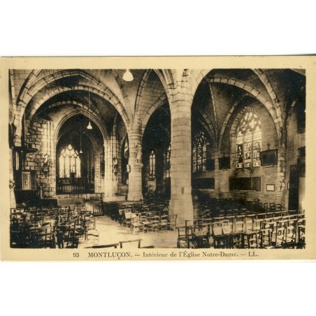 cp03-montlucon-interieur-de-l-eglise-notre-dame