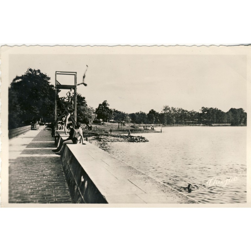 cp03-montlucon-plage-le-plongeoir