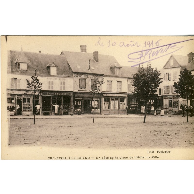 cp-60-crevecoeur-le-grand-un-cote-de-la-place-de-l-hotel-de-ville