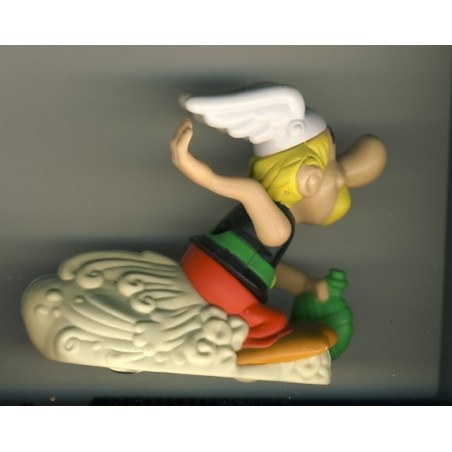 figurine-asterix-mac-do