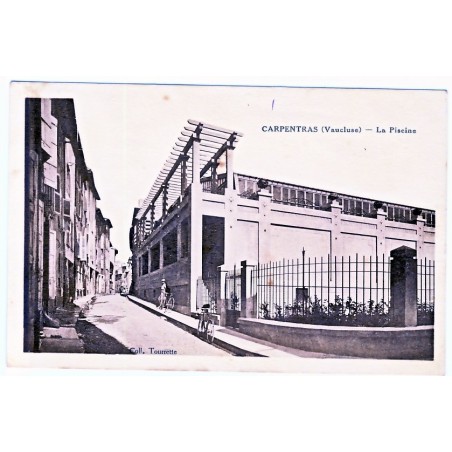 CP84 CARPENTRAS -LA PISCINE