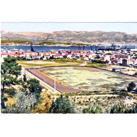 CP83 LA SEYNE SUR MER - VUE GENERALE ET STADE DE LA CANOURGUE