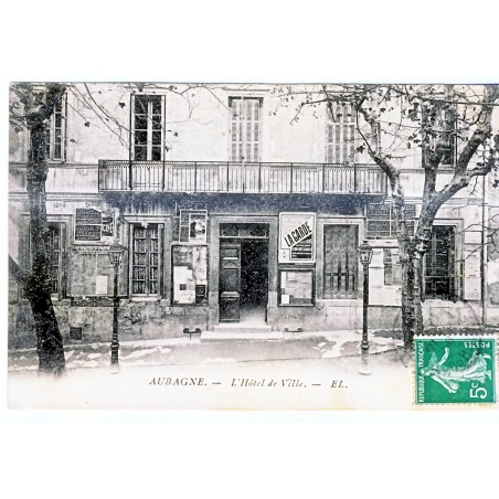 CP13 AUBAGNE - L'HOTEL DE VILLE