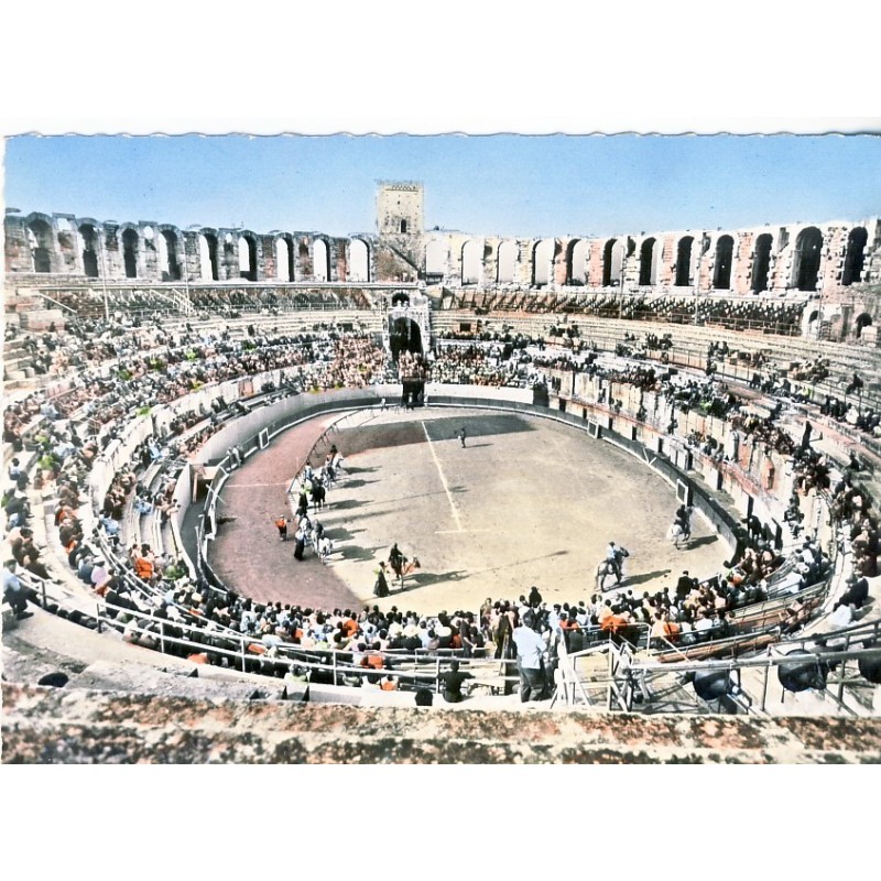 CARTE POSTALE LES ARENES D'ARLES