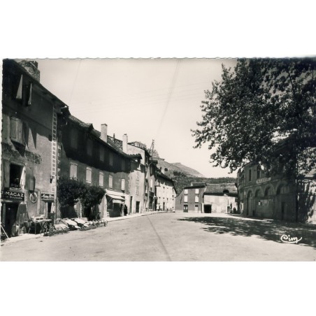 CP48 ISPAGNAC - PLACE DE LA MAIRIE