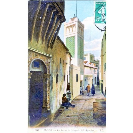 CARTE POSTALE ALGER - LA RUE ET LA MOSQUEE SIDI RAMDAN