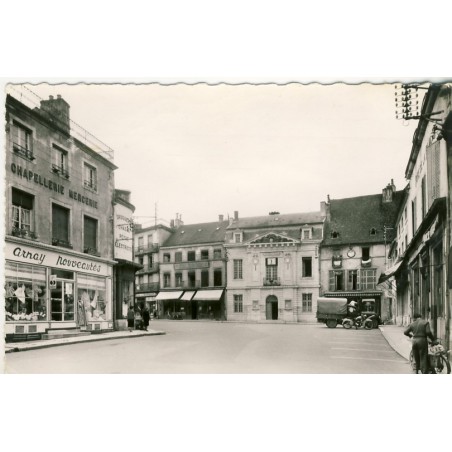 CP21 ARNAY LE DUC - PLACE BONAVENTURE DES PERIERS - LA MAIRIE