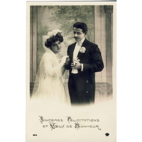 CARTE POSTALE MARIAGE - SINCERES FELICITATIONS﻿ ET VOEUX DE BONHEUR