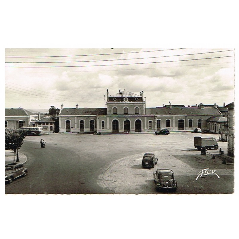 CP 23 - GUERET - LA GARE