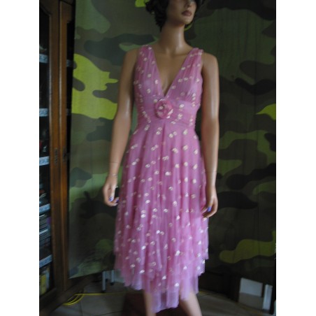 ROBE EN TULLE ROSE A FLEURS BRODEES