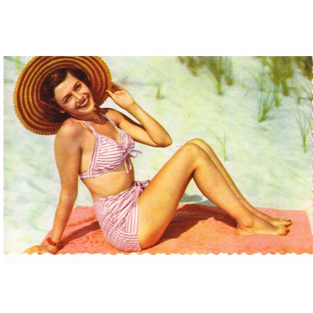 CARTE POSTALE PIN-UP EN MAILLOT ROSE ET BLANC