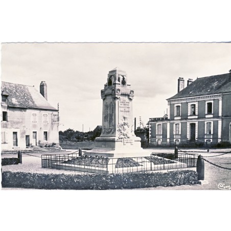 cp49-lion-d-angers-monument-aux-morts