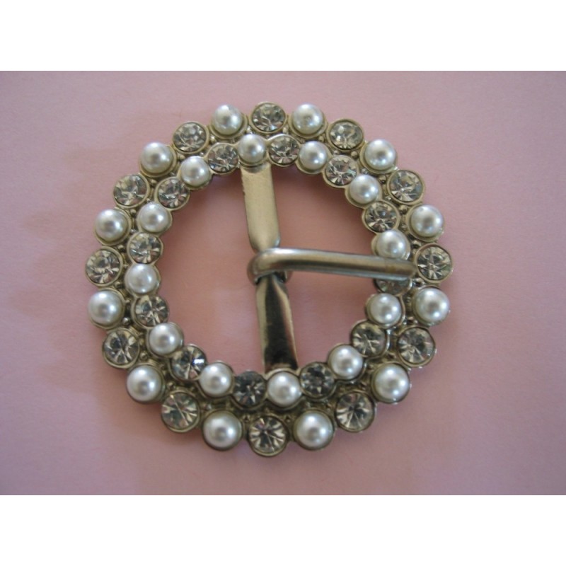 BOUCLE DE CEINTURE RONDE EN PERLES ET STRASS BOUCLE DE CEINTURE RONDE EN PERLES ET STRASS