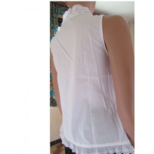 CHEMISIER VINTAGE BLANC AVEC BRODERIE ANGLAISE - SANS MANCHES