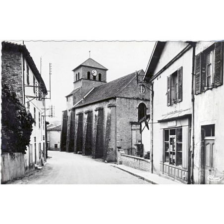 cp71-pierreclos-eglise-romane-et-la-poste