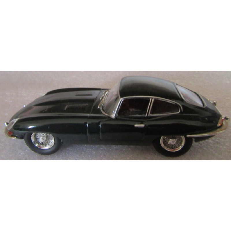 VOITURE MINIATURE METAL - JAGUAR TYPE E NOIRE - ECHELLE 1/43ème