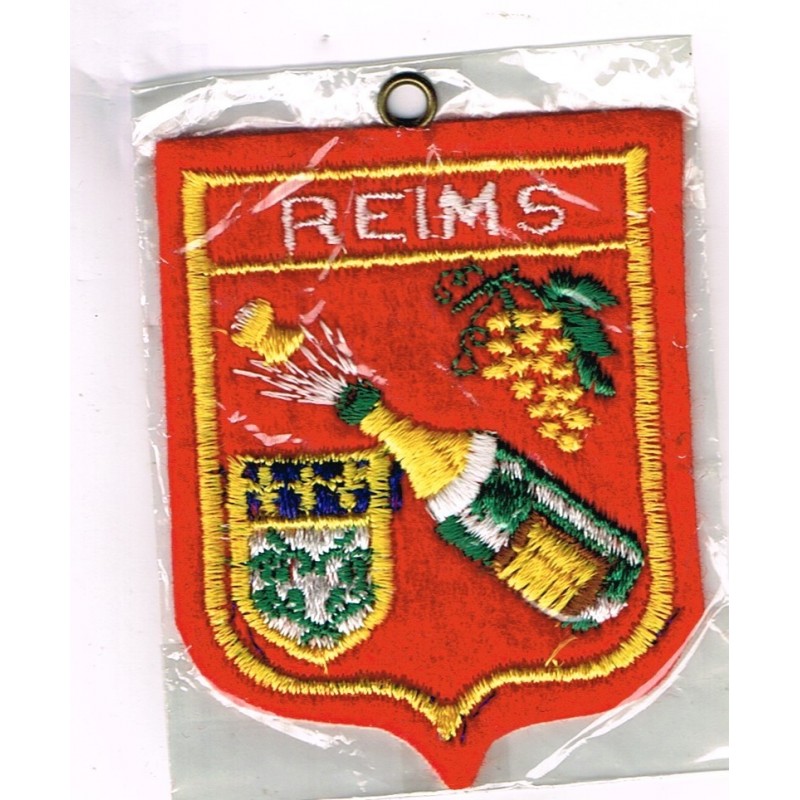 ECUSSON BRODE VILLE DE REIMS - CHAMPAGNE, RAISIN, BLASON