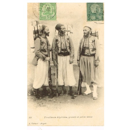 CARTE POSTALE ANCIENNE TIRAILLEURS ALGERIENS, GRANDE ET PETITE TENUE