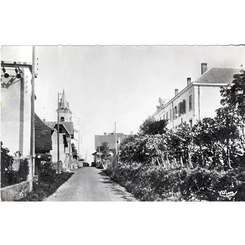 cp73-domessin-les-ecoles-rue-de-l-eglise