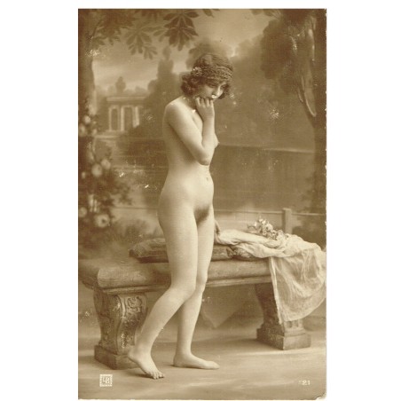 CARTE POSTALE ANCIENNE  FEMME NUE