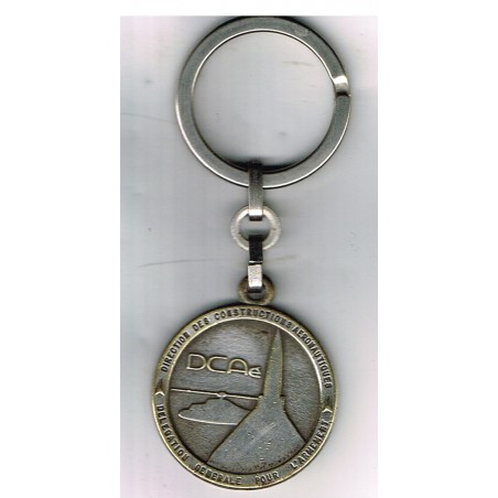 PORTE CLEFS AVIATION RECTO  DCA DIRECTION DES CONSTRUCTIONS AERONAUTIQUES