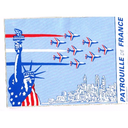 PATROUILLE DE FRANCE AVEC STATUE DE LA LIBERTE