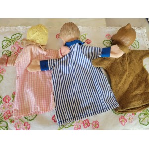 MARIONNETTES  BONNE NUIT LES PETITS VUES DE DOS