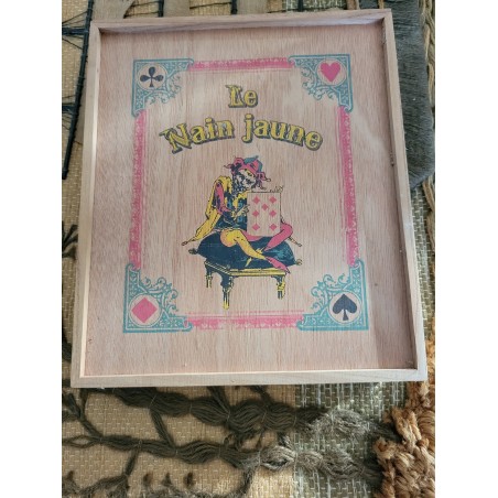 JEU DU NAIN JAUNE AVEC SES JETONS