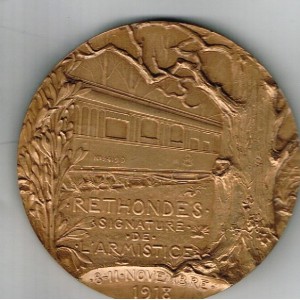 MEDAILLE MARECHAL FOCH BRONZE EN RELIEF : verso