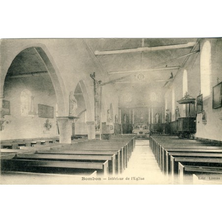 cp77-bombon-interieur-de-l-eglise